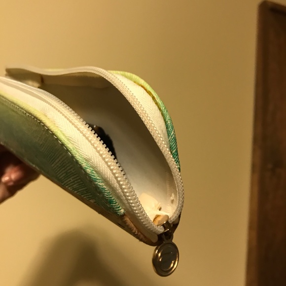 🎋ECOTOOLS BAMBOO MAKEUP BRUSH SET IN ZIPPERED CASE - Picture 3 of 3